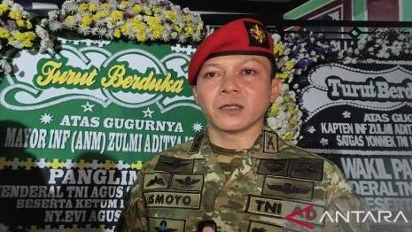 panglima-tni-pimpin-pemakaman-militer-mayor-zulmi-1775332826.jpg