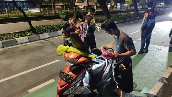 Polres Jakarta Pusat Gelar Razia Rutin Tekan Kejahatan Jalanan