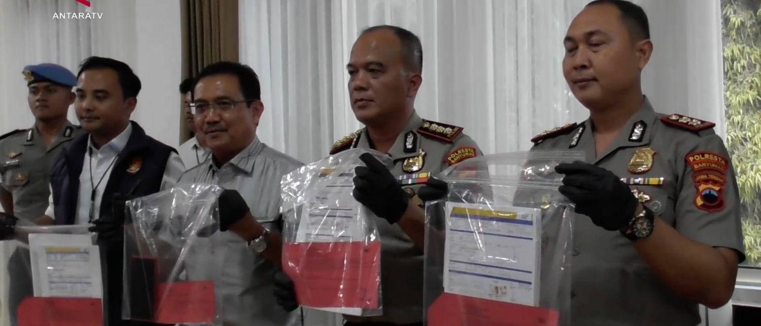 Polresta Banyumas Tahan Eks Pegawai Bank Terkait Penipuan Nasabah