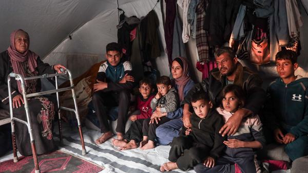 poverty-unemployment-skyrocket-in-the-gaza-strip-after-israels-war-scrape-1767538393.jpg