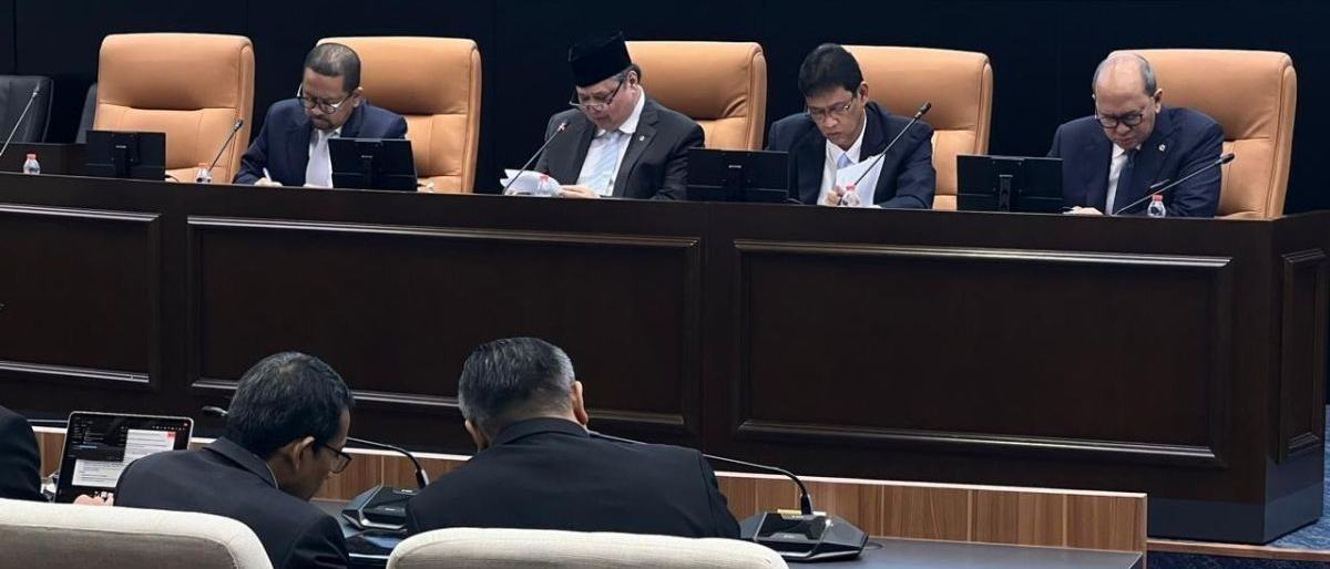 Prabowo Perketat Pengawasan Ekspor Tegakkan Pasal 33 UUD 1945