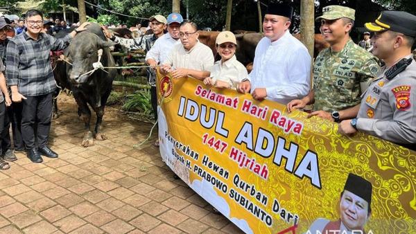 Presiden Prabowo Salurkan 109 Hewan Kurban di Bogor