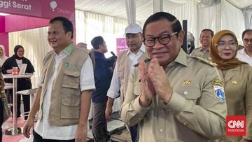 puluhan-warga-tpu-kebon-nanas-direlokasi-ke-rusunawa-lansia-gratis-1768219487.jpg