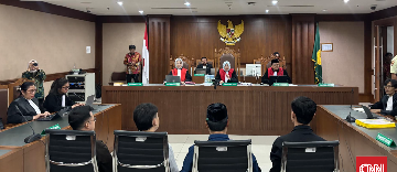 putusan-sela-delpedro-dkk-dakwaan-i-gugur-peradilan-dilanjutkan-1767861118.png