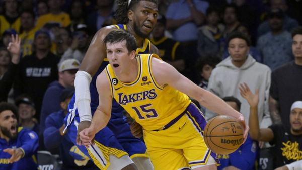 Reaves niat bertahan di Lakers dengan nilai kontrak Rp3,3 triliun
