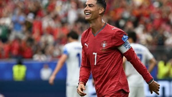 Ronaldo senang, tapi lebih senang lagi bantu Portugal
