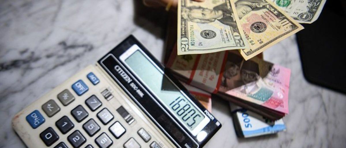 Rupiah pada Kamis pagi melemah jadi Rp17.967 per dolar AS