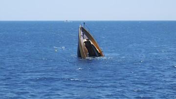 speedboat-terbalik-dihantam-ombak-di-balai-karimun-kepri-1-hilang-1768003249.jpg