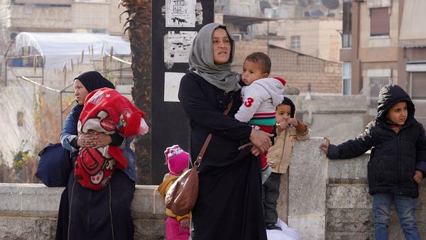 thousands-flee-fighting-in-syrias-aleppo-scrape-1767803731.jpg