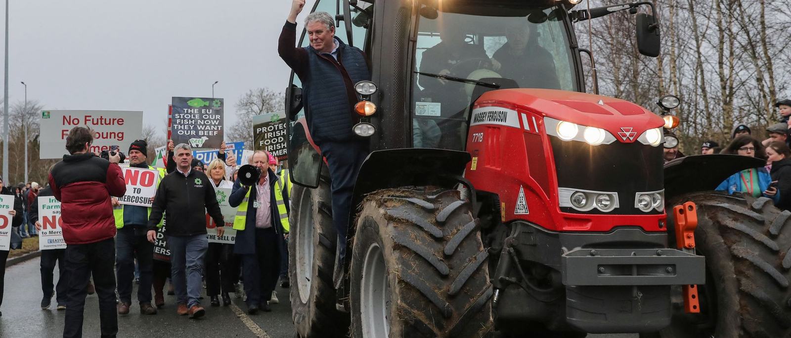 thousands-of-irish-farmers-protest-eus-mercosur-trade-deal-1768075361.jpg