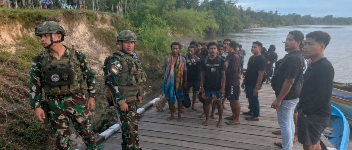 TNI Evakuasi 44 Pendulang dari Teror OPM Papua Pegunungan