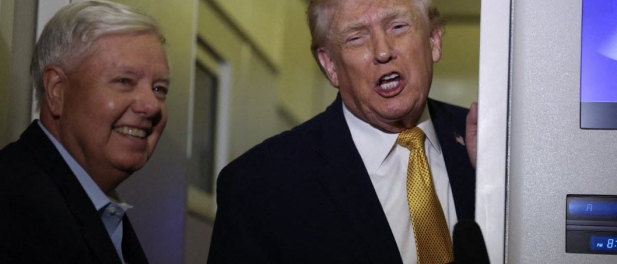 trump-backs-bill-to-sanction-china-india-over-russian-oil-us-senator-says-scrape-1767861341.jpg