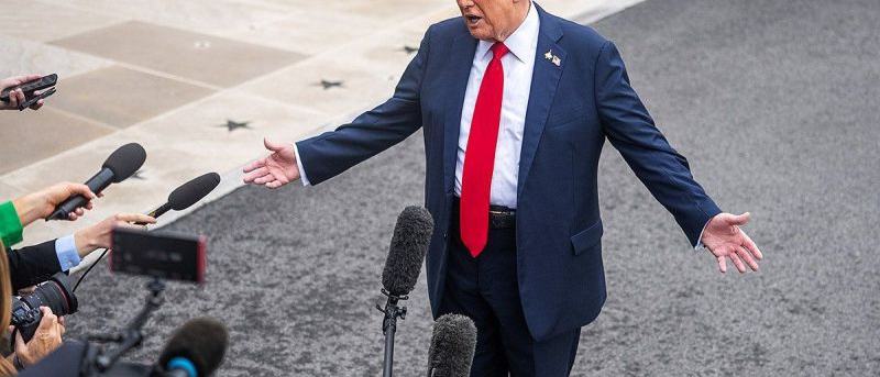 trump-klaim-kuba-tak-akan-bisa-bertahan-tanpa-pasokan-minyak-venezuela-1767962248.jpg