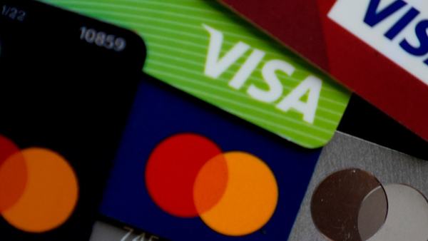 trump-wants-to-cap-credit-card-interest-rates-at-10-would-that-work-1768306398.jpg
