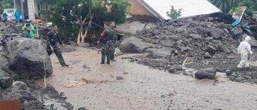 update-banjir-di-sitaro-sulut-4-warga-masih-hilang-akses-terputus-1767745914.jpg