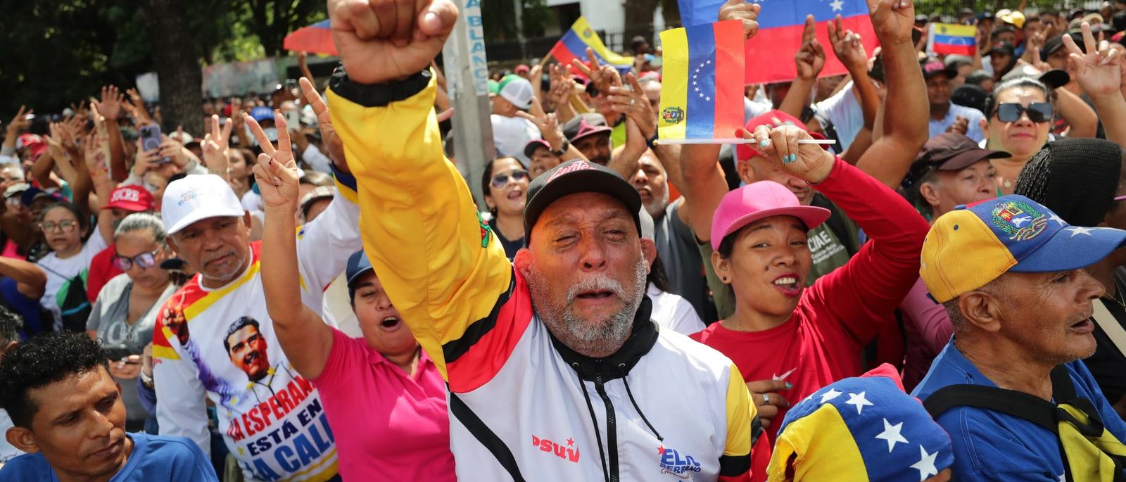 venezuelas-abducted-leader-nicolas-maduro-wife-appear-in-nyc-court-scrape-1767645838.jpg