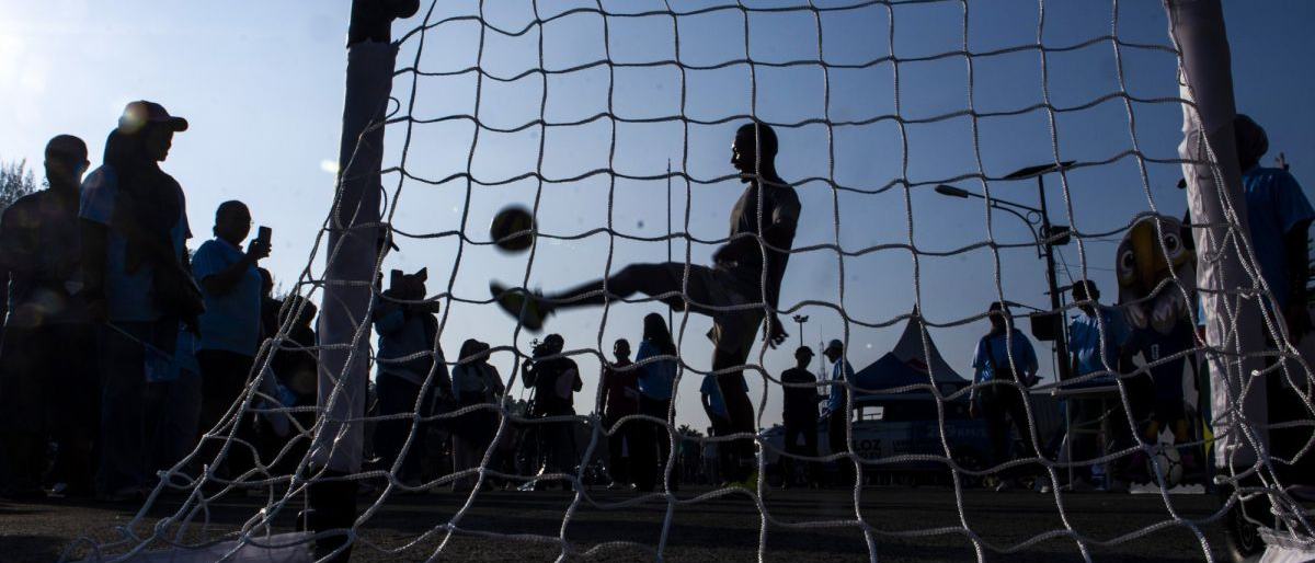 Warga Bandung Sambut Piala Dunia 2026 Lewat Bola Gembira