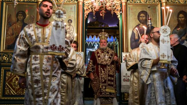 why-do-250-million-christians-celebrate-christmas-on-january-7-scrape-1767789640.jpg