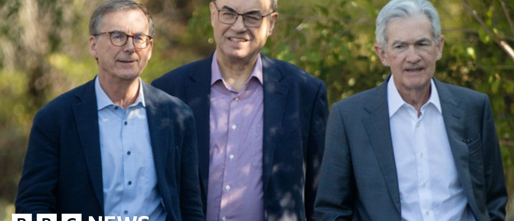 world-central-bank-chiefs-stand-in-solidarity-with-us-fed-chair-powell-1768306492.png